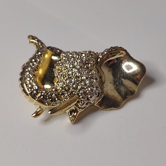 Awesome Lucky Gold Tone Elephant Head Brooch - Picture 1 of 10